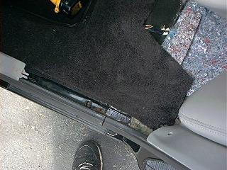 rear  door carpet retainer